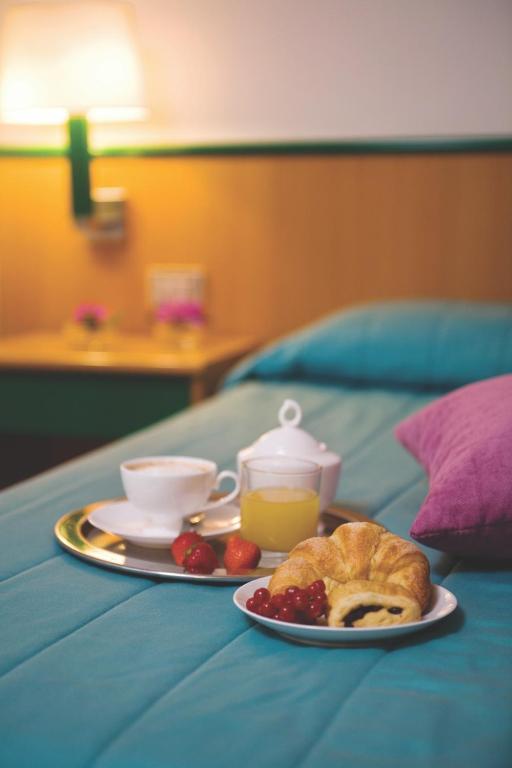 Hotel Ramoverde Borgomanero Cameră foto